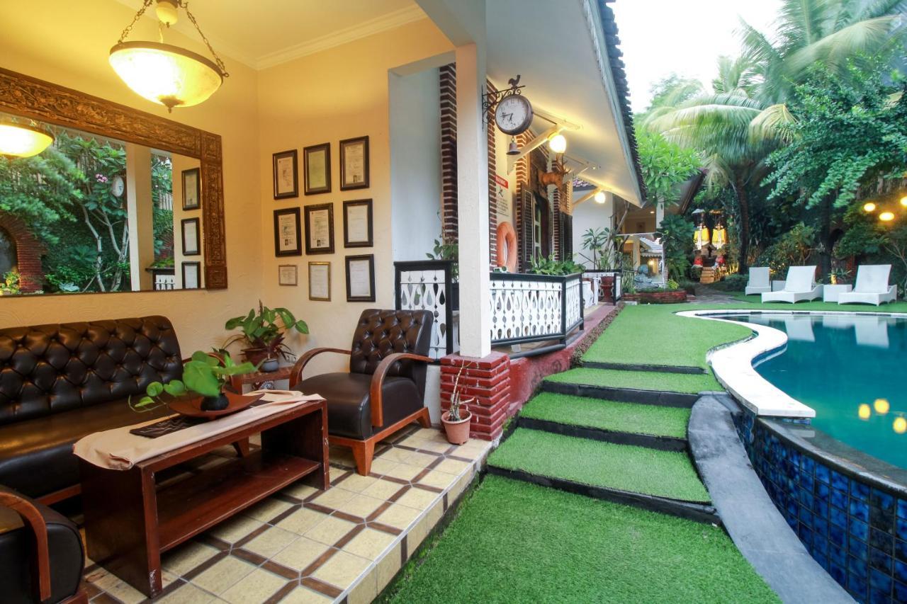 Sendok Hotel Mangsit Exterior photo
