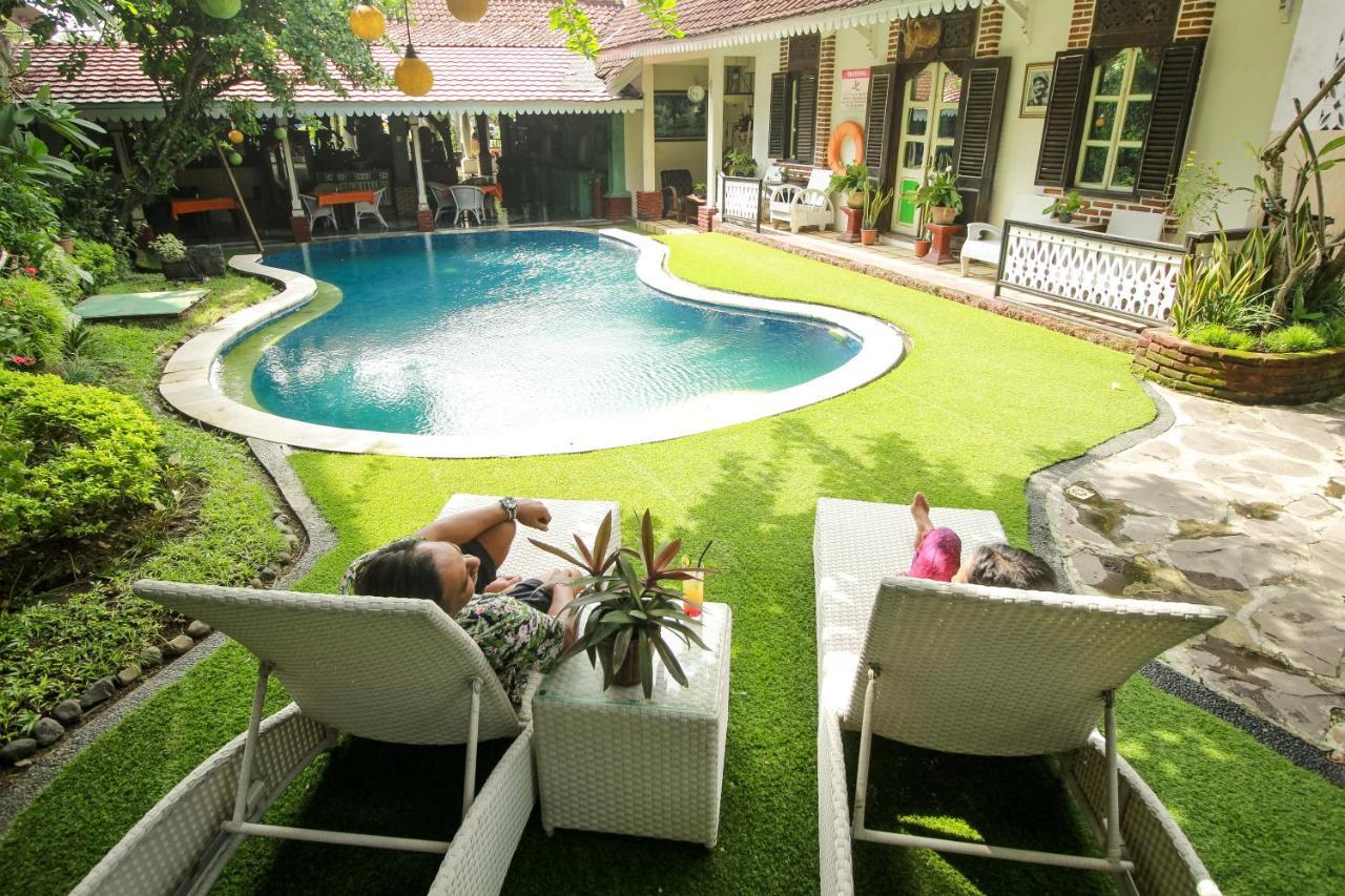 Sendok Hotel Mangsit Exterior photo