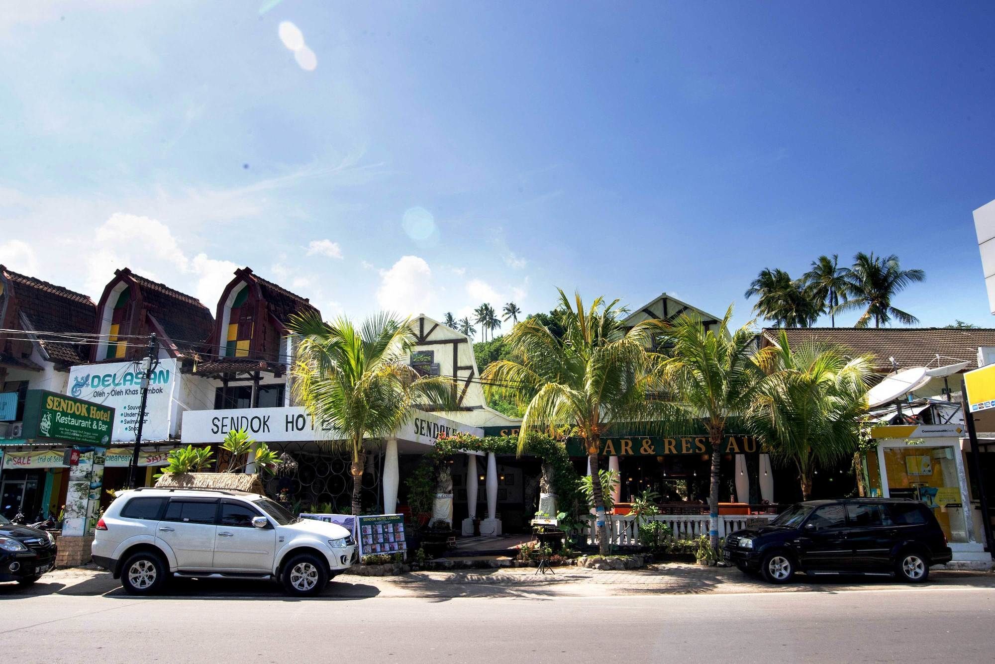 Sendok Hotel Mangsit Exterior photo